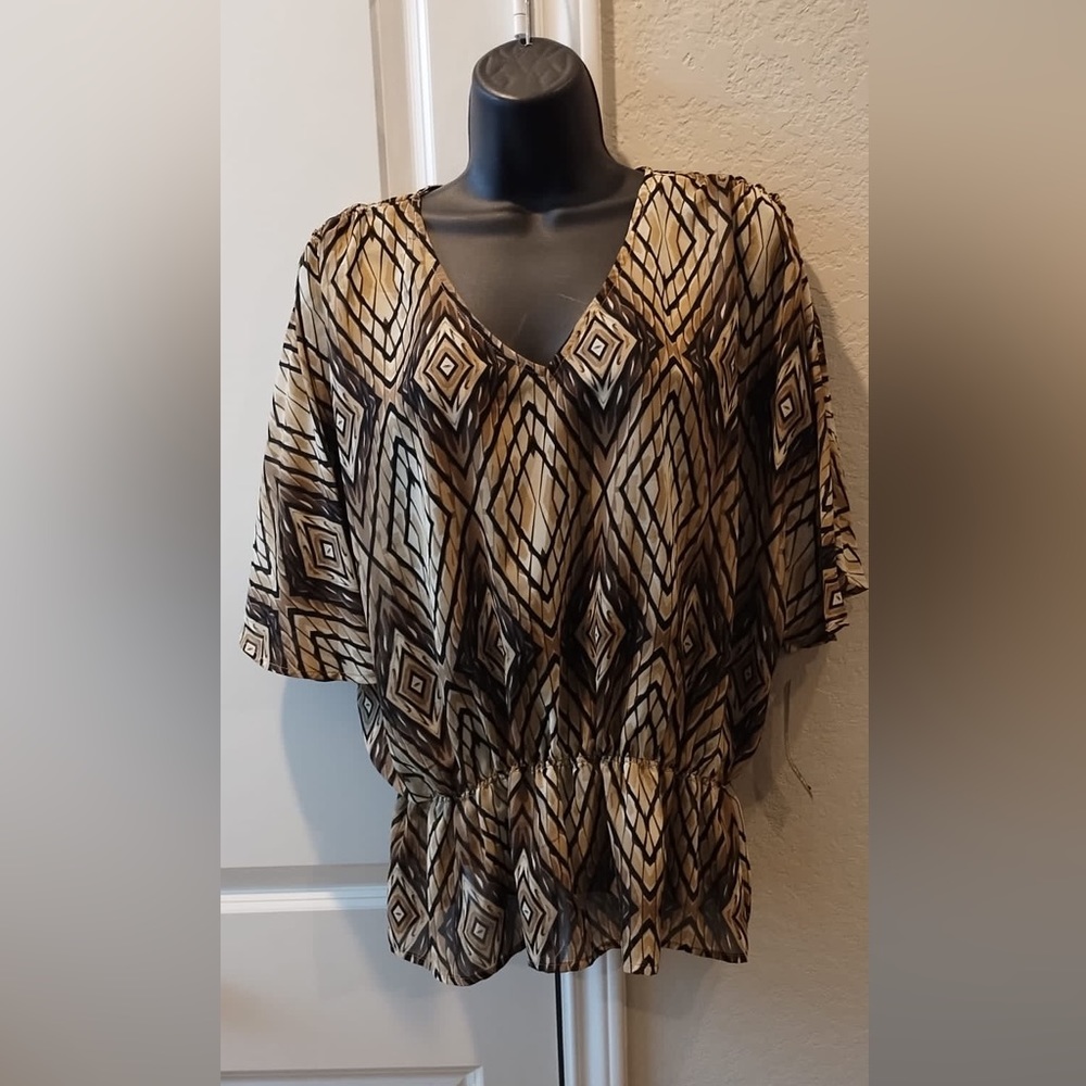 Unique Women's Short Sleeve Blouse Elastic Waist Brown/Black Size L.